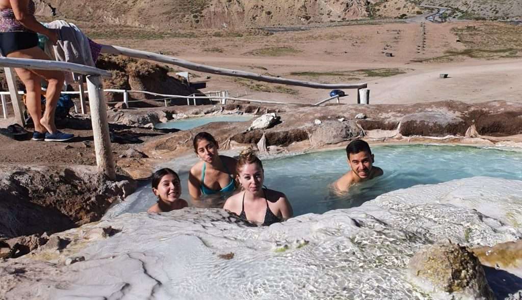 Guided tour of Valle Colina hot springs