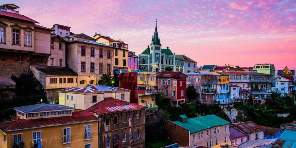 Tour privado Valparaíso, Viña del Mar y Cata en una viña de Casablanca